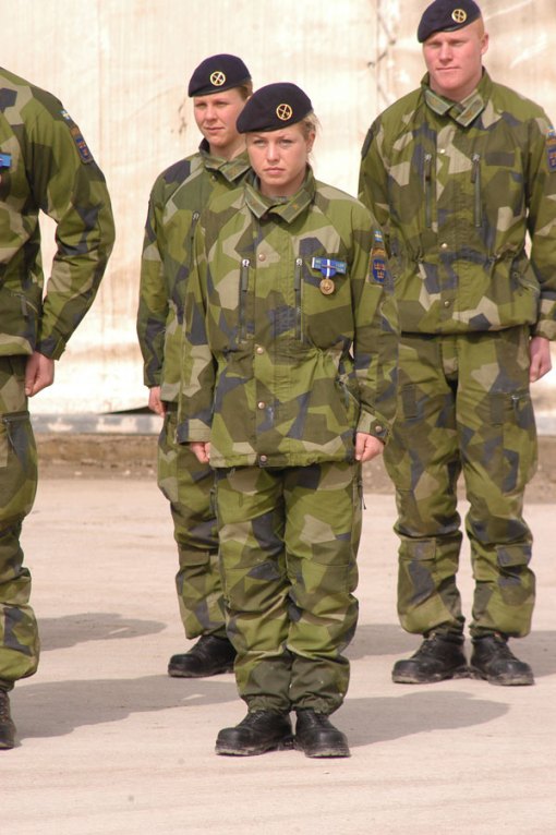 m90-uniform
